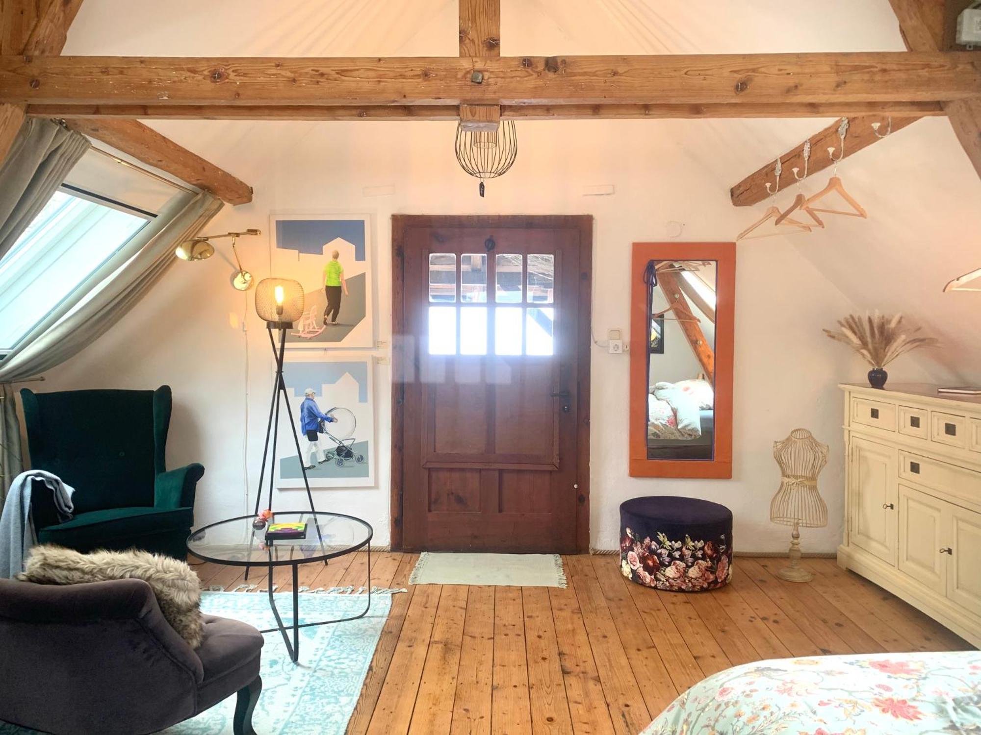 Kleine Kunstremise Mit Holzofen Burg Freienfels Apartment Weinbach Bagian luar foto